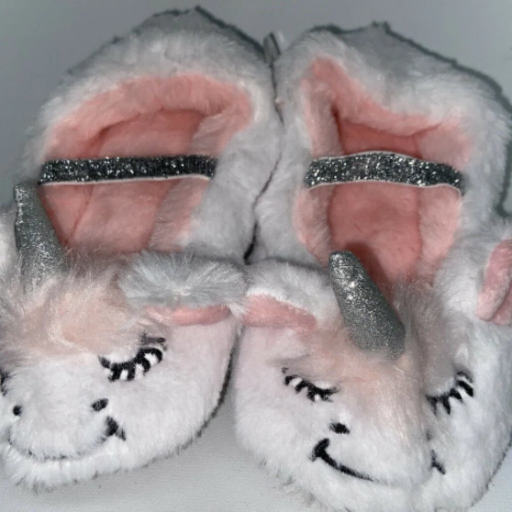 Cute fluffy comfy warm unicorns slippers - Picture 5 of 9
